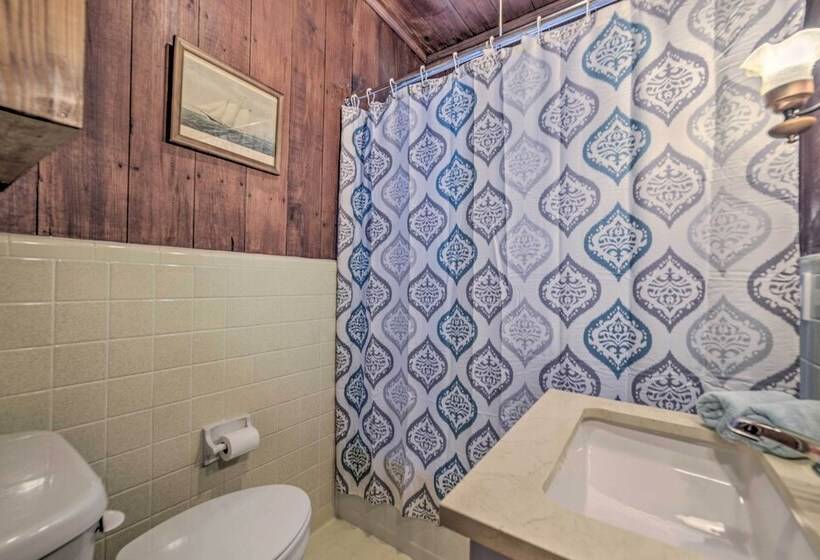 Rustic Dover Retreat W/ Porch Walk To Boat Ramp!