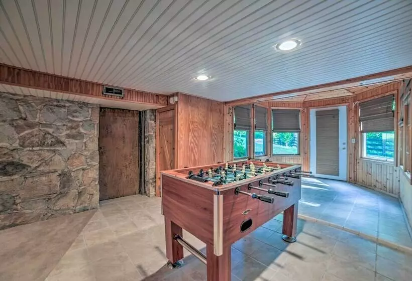 Rustic Dover Retreat W/ Porch   Walk To Boat Ramp!