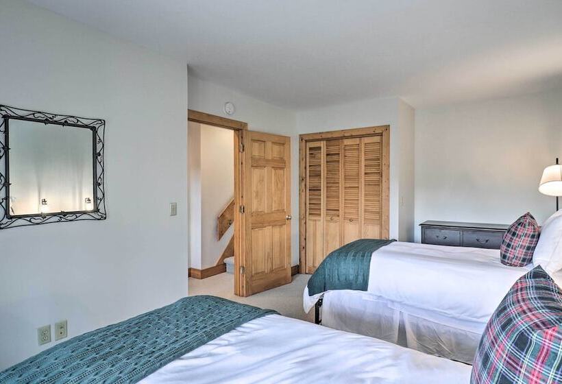 Sapphire Retreat W/ 2 Decks, Views & Resort Access