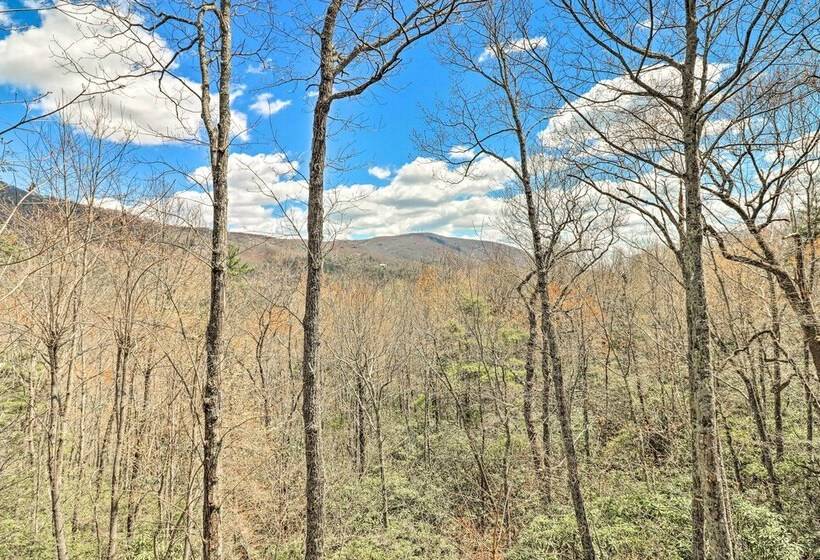 Sapphire Retreat W/ 2 Decks, Views & Resort Access