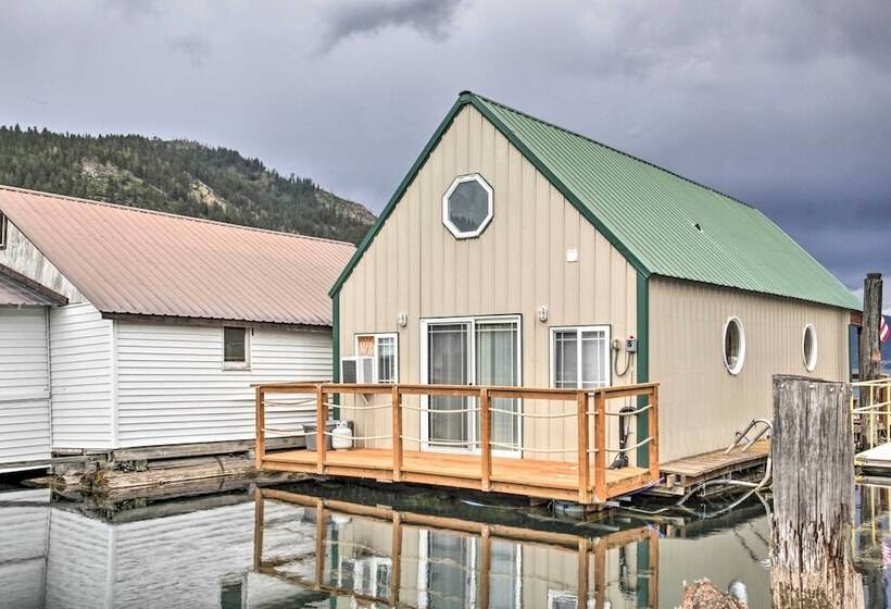 Serenity At Scenic Bay: Floating Cottage W/ Views!