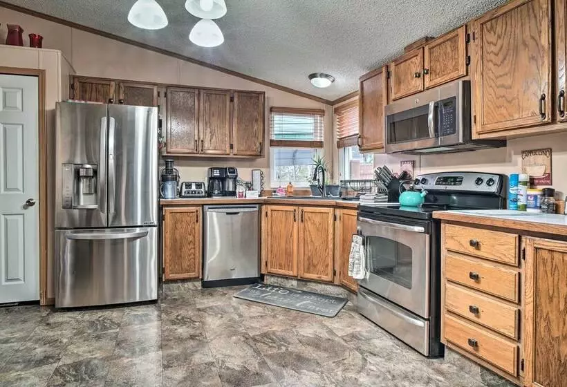 Sevierville Home: Lookout Deck, 10 Mi To Dollywood