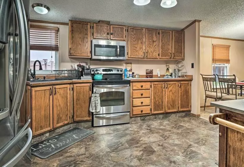 Sevierville Home: Lookout Deck, 10 Mi To Dollywood