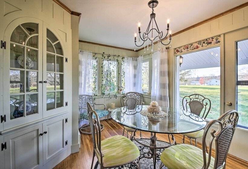 Peaceful Maine Home W/ Patio: Ocean Inlet Getaway!