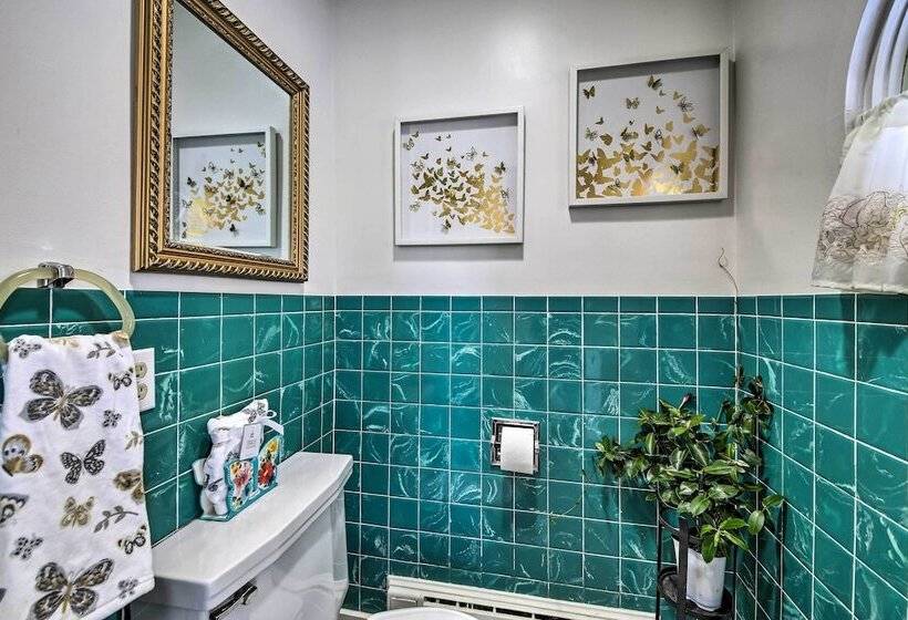 Peaceful Maine Home W/ Patio: Ocean Inlet Getaway!