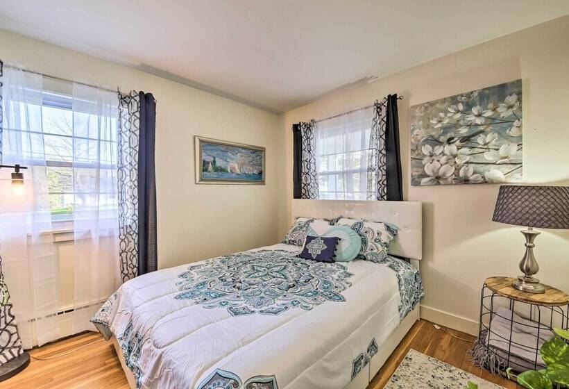 Peaceful Maine Home W/ Patio: Ocean Inlet Getaway!