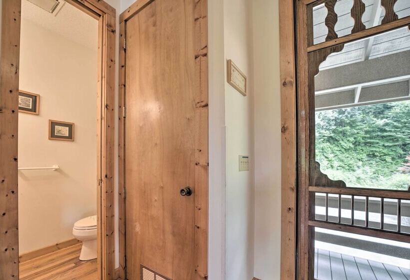 Vibrant Bryson City Home W/ Mtn Views & Deck!