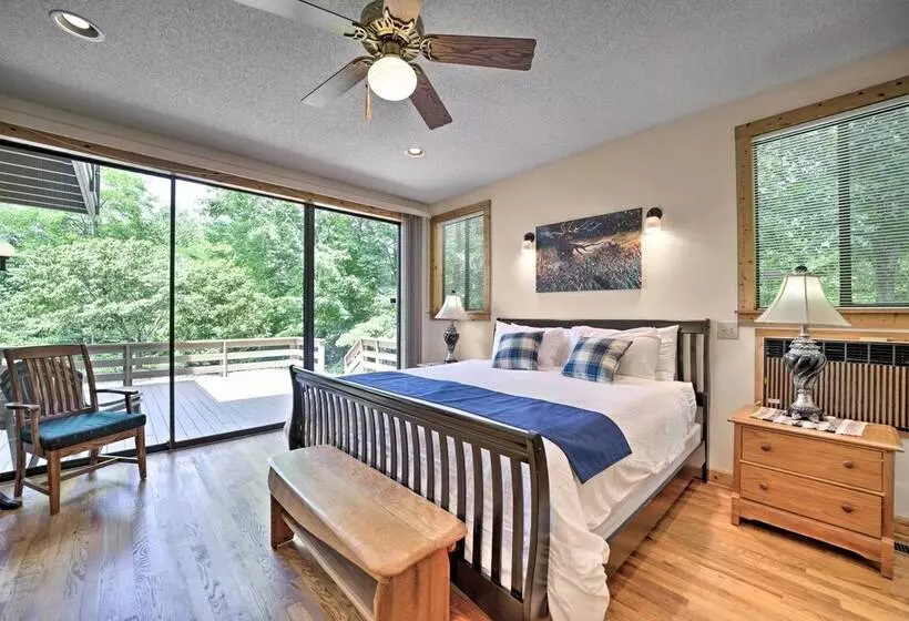 Vibrant Bryson City Home W/ Mtn Views & Deck!