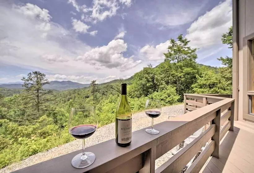 Vibrant Bryson City Home W/ Mtn Views & Deck!