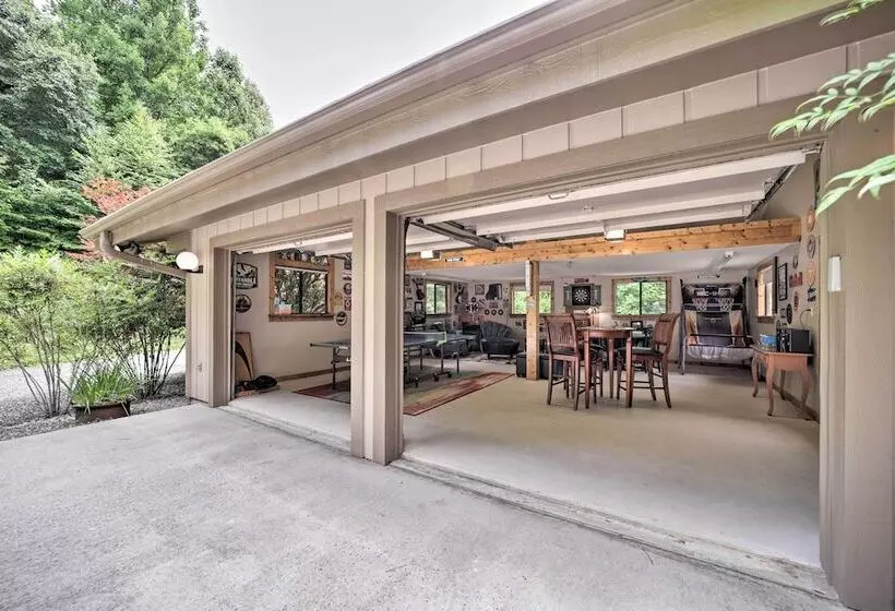 Vibrant Bryson City Home W/ Mtn Views & Deck!
