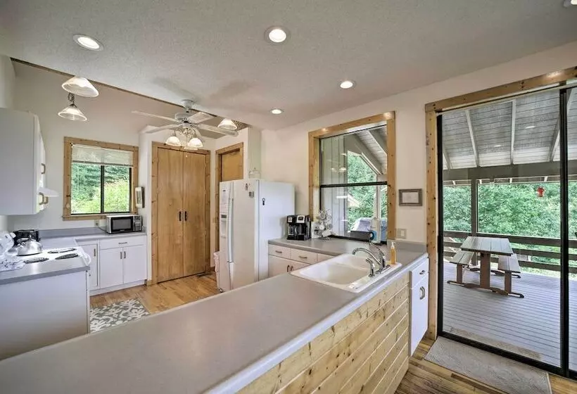Vibrant Bryson City Home W/ Mtn Views & Deck!