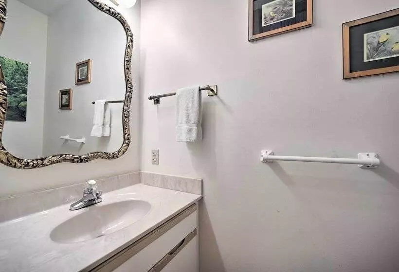 Vibrant Bryson City Home W/ Mtn Views & Deck!