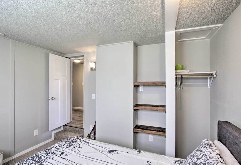 Waterfront Anderson Island Home W/kayaks