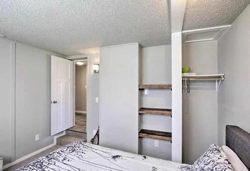 Waterfront Anderson Island Home W/kayaks