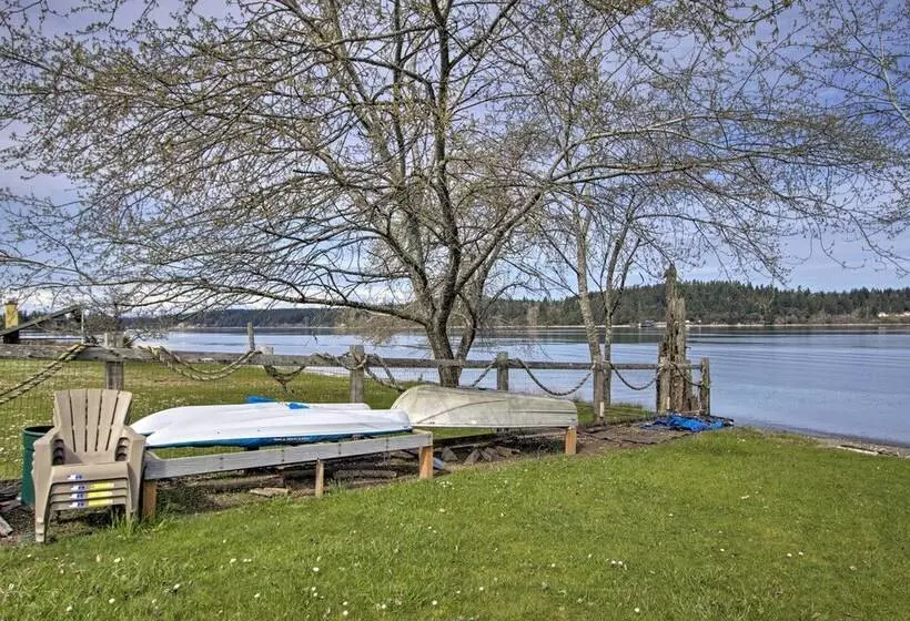Waterfront Anderson Island Home W/kayaks