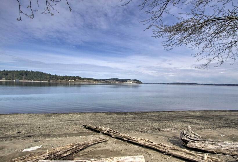 Waterfront Anderson Island Home W/kayaks