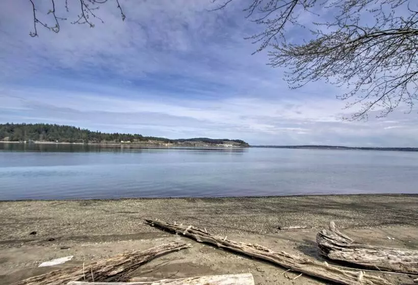 Waterfront Anderson Island Home W/kayaks