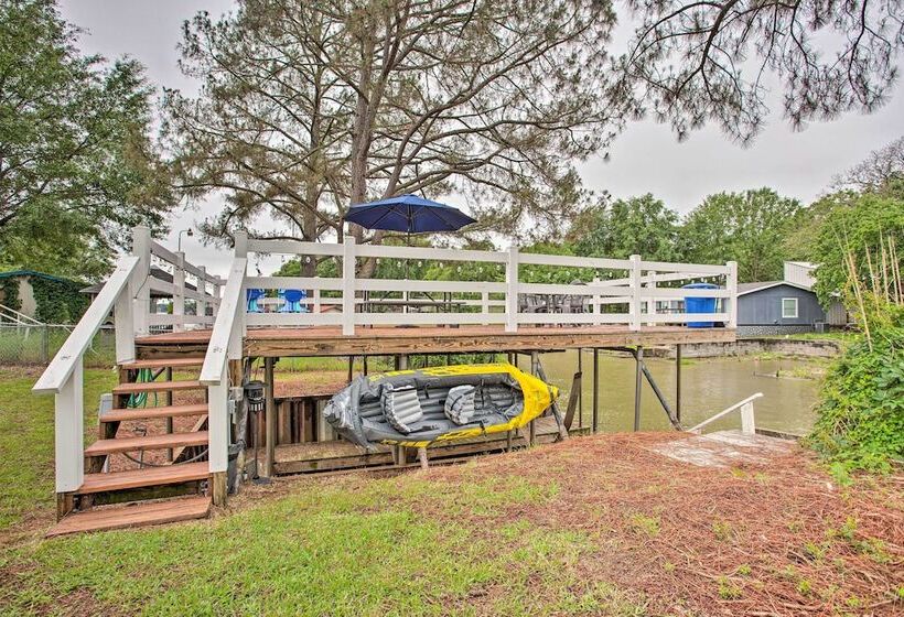 Cedar Creek Reservoir Home W/ Private Boat Launch!