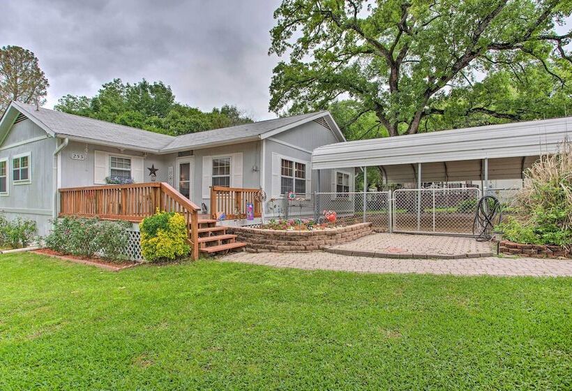 Cedar Creek Reservoir Home W/ Private Boat Launch!