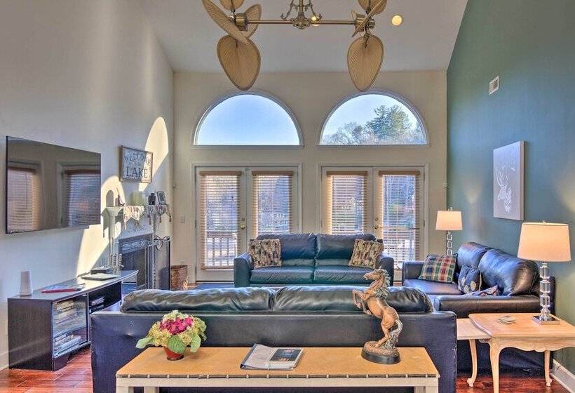 2 Story Deck: Waterfront Lake Lure Home!