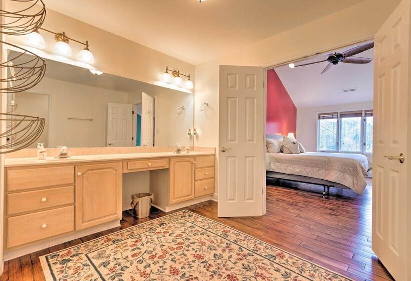 2 Story Deck: Waterfront Lake Lure Home!