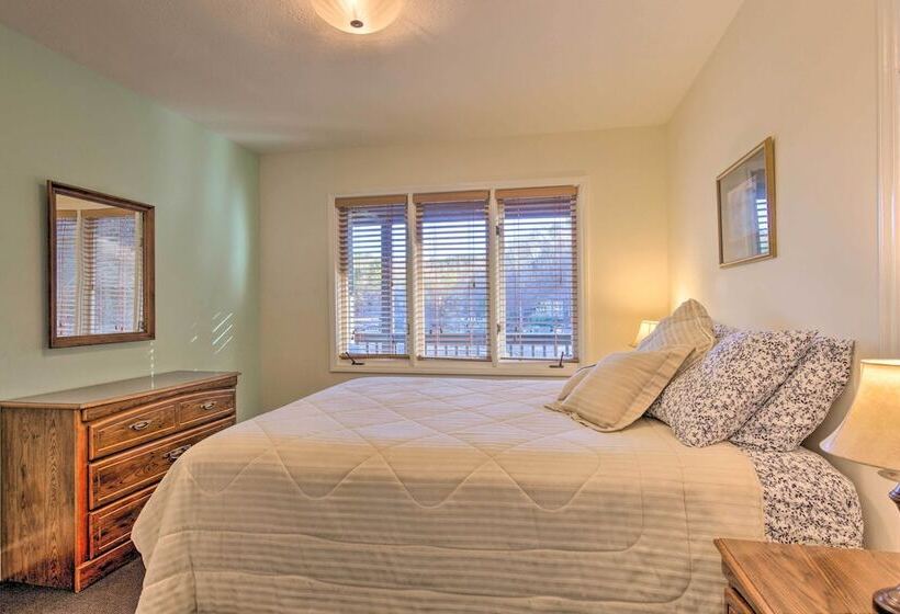 2 Story Deck: Waterfront Lake Lure Home!