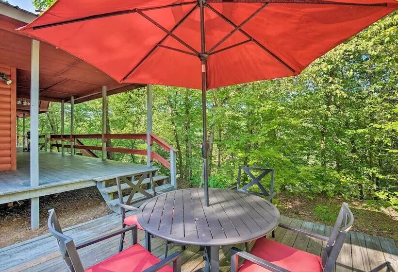 Quiet Mountain Fork River Cabin W/ Water View Deck
