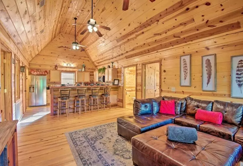 Quiet Mountain Fork River Cabin W/ Water View Deck