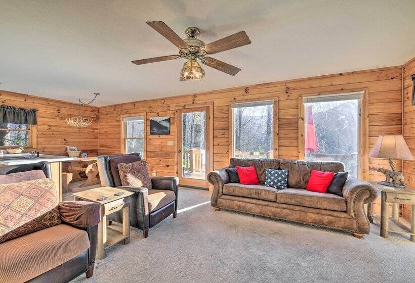 Cabin W/ Fire Pit: 5 Mi To Cataloochee Skiing