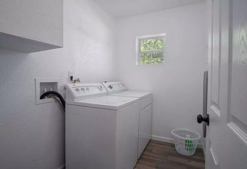 Charming 4br/2ba Only 5 Mins Downtown & Riverwalk