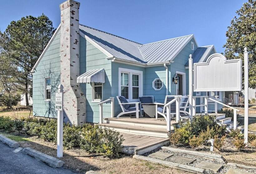 Chincoteague Island Cottage ~ 2 Mi To Beaches