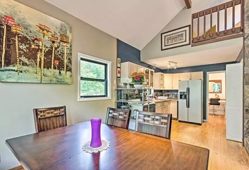 Creekside Weaverville Home   16 Miles To Asheville