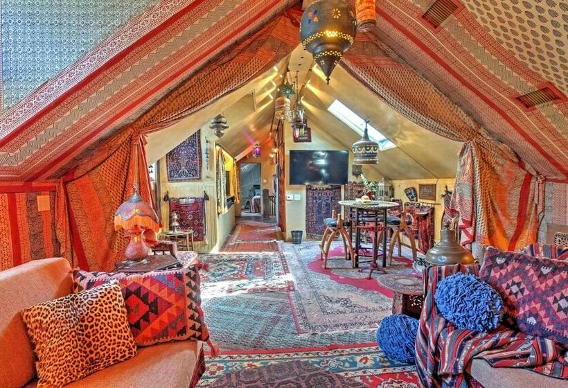 Dreamy Houston Boho Cottage W/ Private Pool!