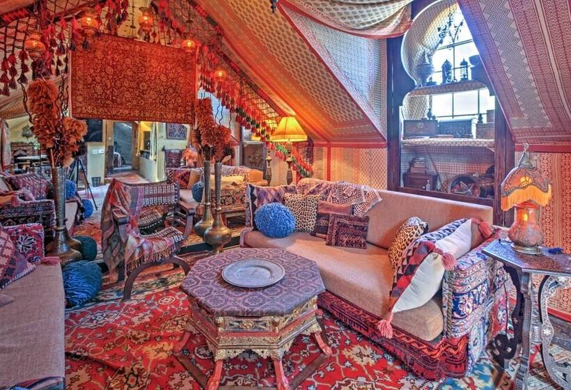 Dreamy Houston Boho Cottage W/ Private Pool!