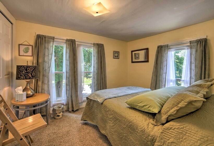 Family Friendly Home < 1 Mi To Adrian College