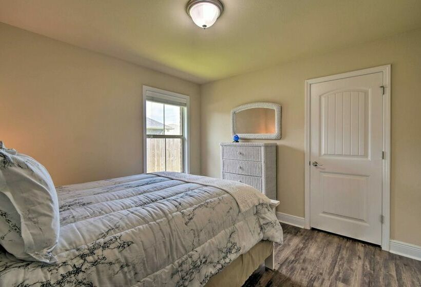 Foley Home W/ Outdoor Pool < 15 Mi To Beach