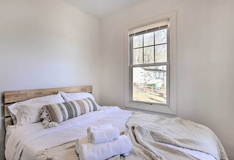 Greenwood Lake Cottage W/ Grill & Lake Access