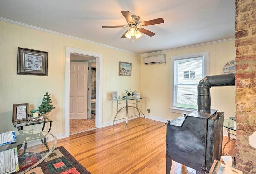 Highland Springs Home ~ 7 Mi To Dtwn Richmond