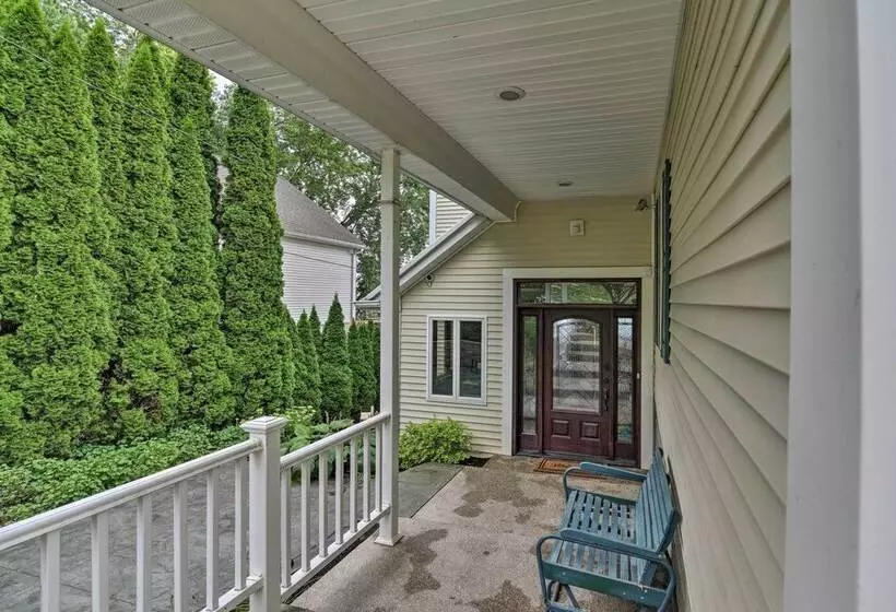 Linden Lakefront Hideaway: Dock & Private Beach!