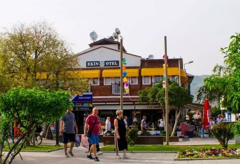 簡易ホテル Ekin Otel