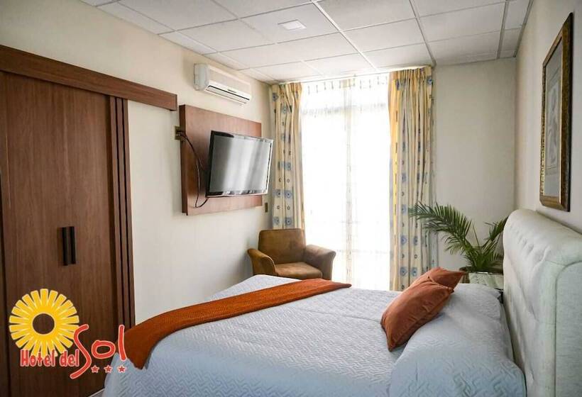 هتل De Sol