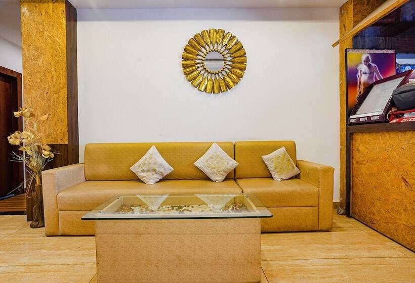 Hotel Fabexpress Gauri Shree