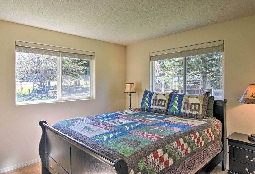 House W/ Private Deck On The Rock Creek Reservoir!