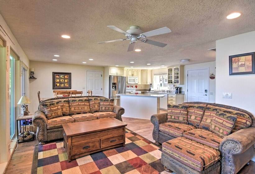 House W/ Private Deck On The Rock Creek Reservoir!