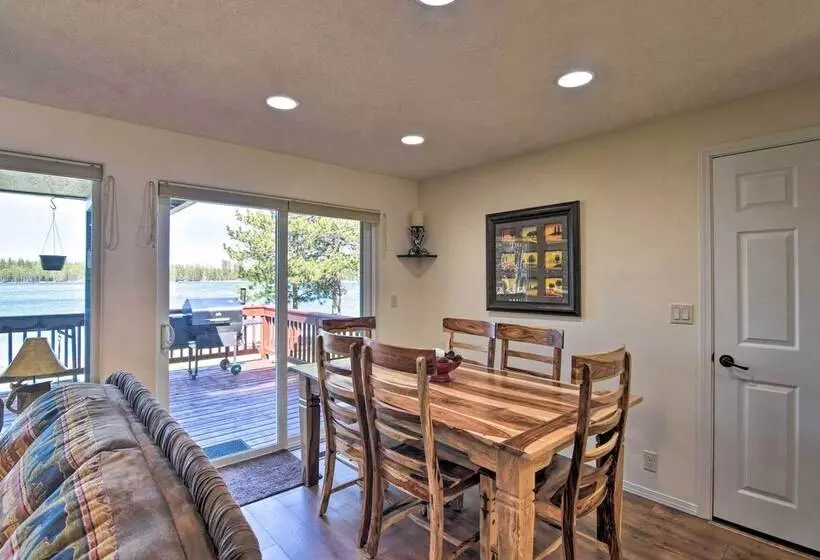 House W/ Private Deck On The Rock Creek Reservoir!