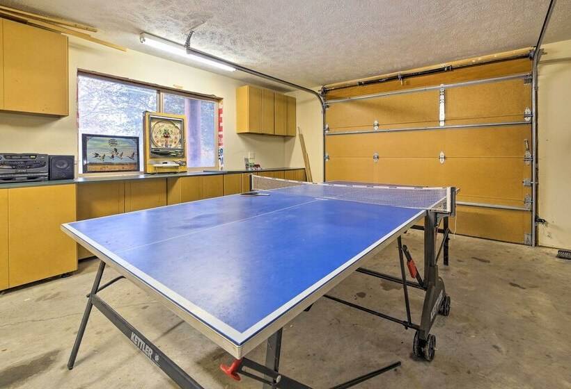 Huge Missouri Lake Home Walk To Table Rock Lake