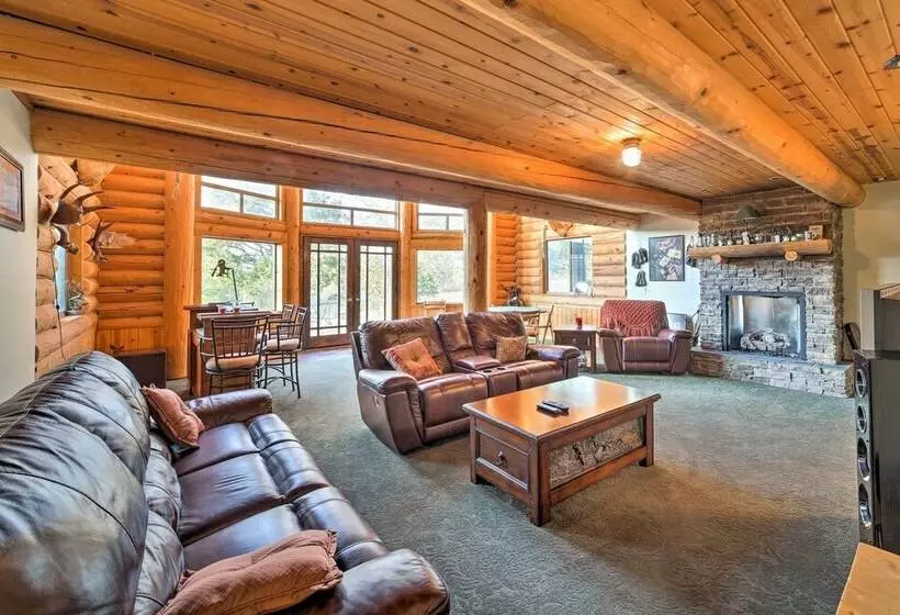 Huge Missouri Lake Home   Walk To Table Rock Lake