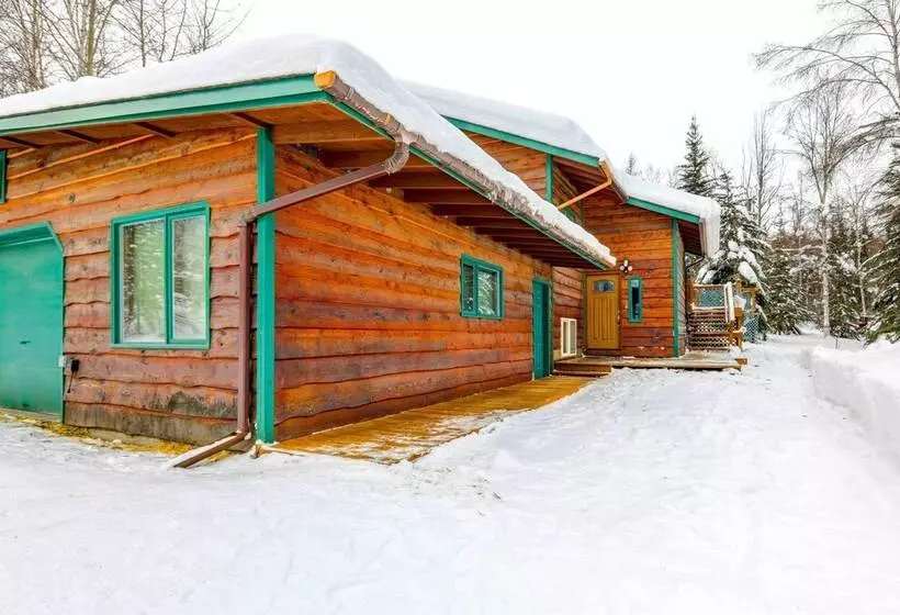 Ideally Located Fairbanks Vacation Rental!