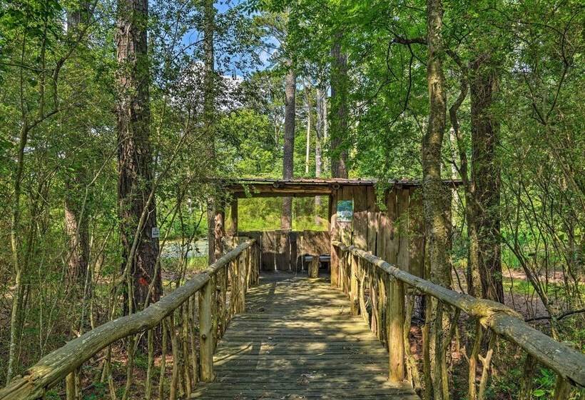 Guntersville Cabin Nestled In Kudzu Cove Resort