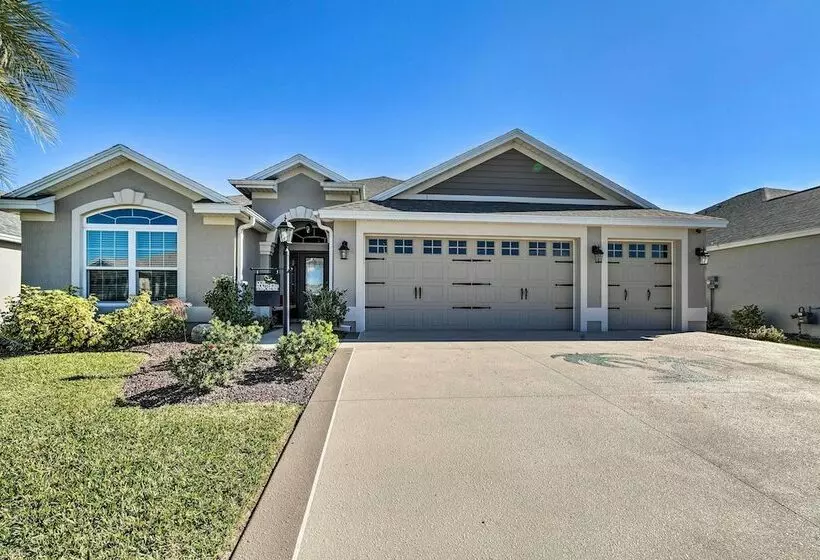 Modern Florida Home W/ Lanai & Pools!